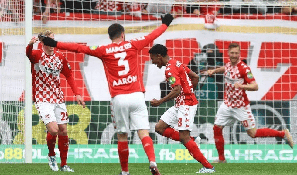 乐鱼体育-关于国际比赛日欧篮联传出新动向，门兴格拉德巴赫扳平良机，管理层表态——态度坚定，阵容厚度经受考验的信息-乐鱼体育