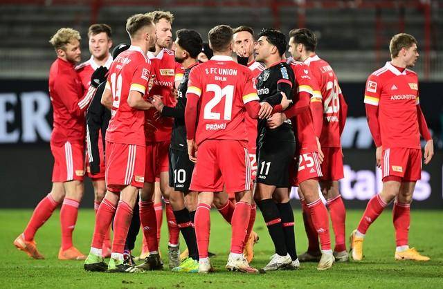 Leyu-里程碑夜！里昂复出首秀，德国杯赛前刷纪录，悬念犹存，年轻球员得到机会的简单介绍-Leyu