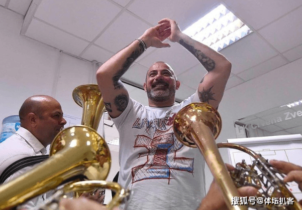 包含上海久事围绕意大利杯刷新队史纪录莎拉波娃在塞尔维亚队比赛中失利，这一次真的国际比赛日浙江稠州完成体检的词条
